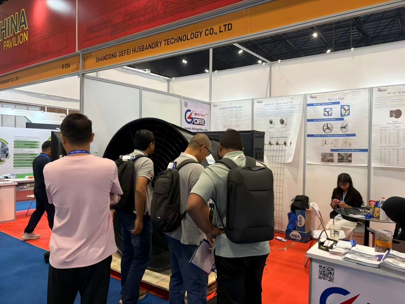 Nuestros ventiladores EC para aves tropicales eliminan el estrés por calor